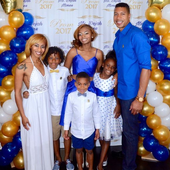 Meet your Posher, Julene - Picture 2 of 2